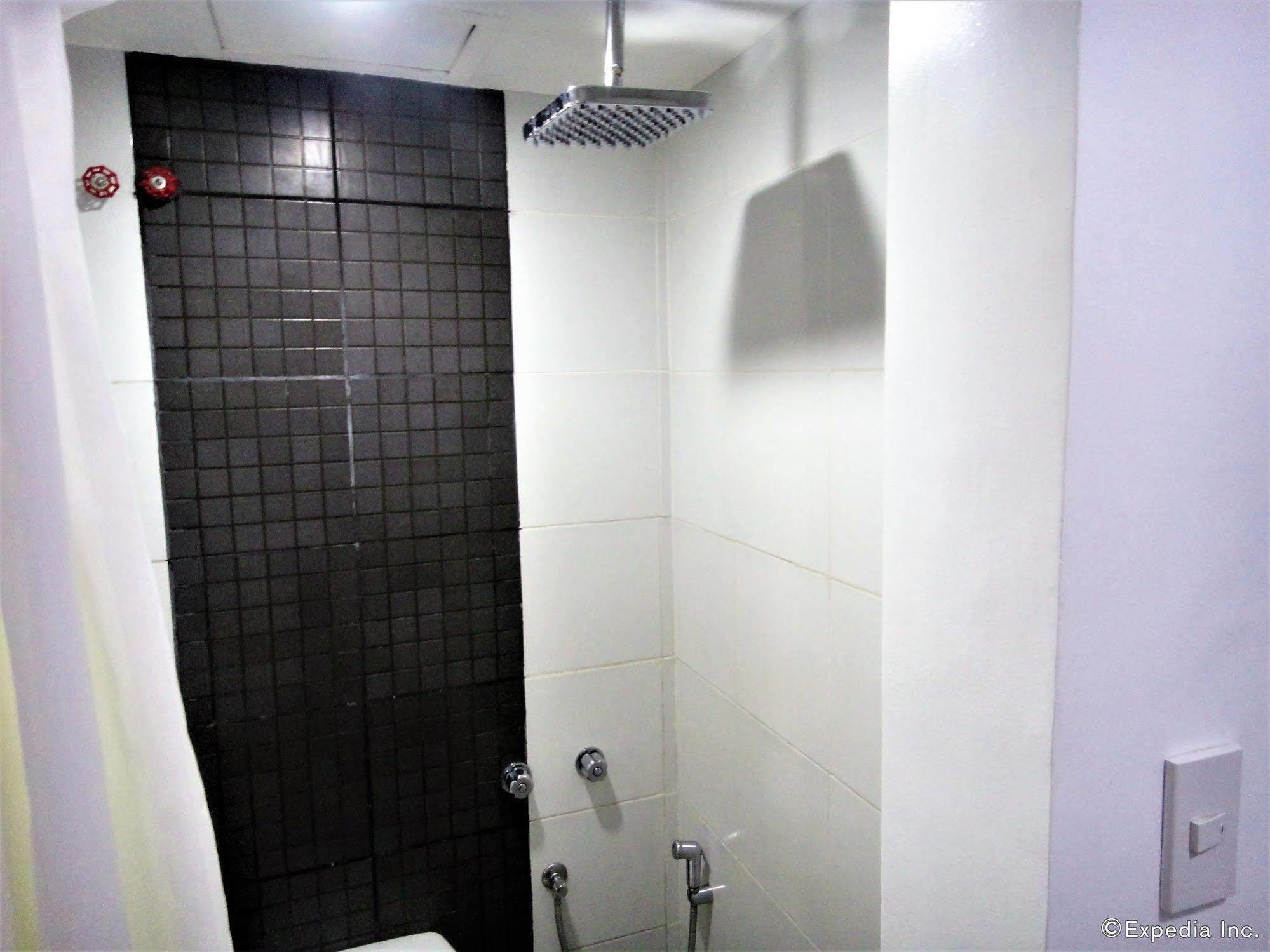 G-Galyx Inn Hotel Cagayan de Oro Dış mekan fotoğraf