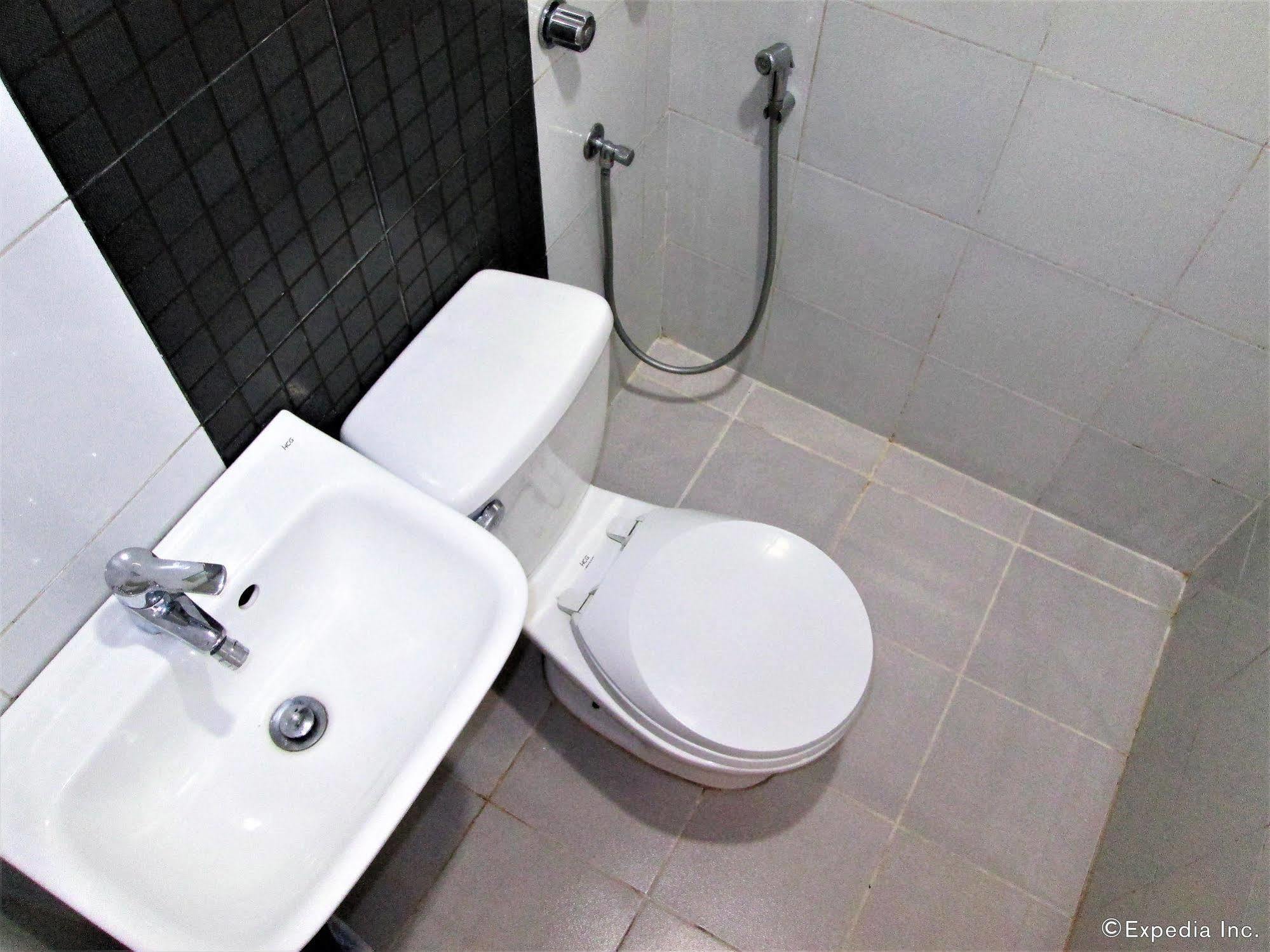 G-Galyx Inn Hotel Cagayan de Oro Dış mekan fotoğraf